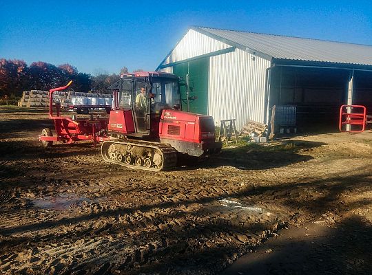 Specjalistyczny park maszynowy Zielone Wzgórza Warmii